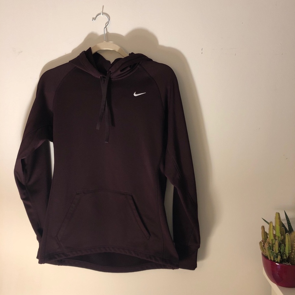 Maroon Therma-fit Nike Hoodie: Like New!